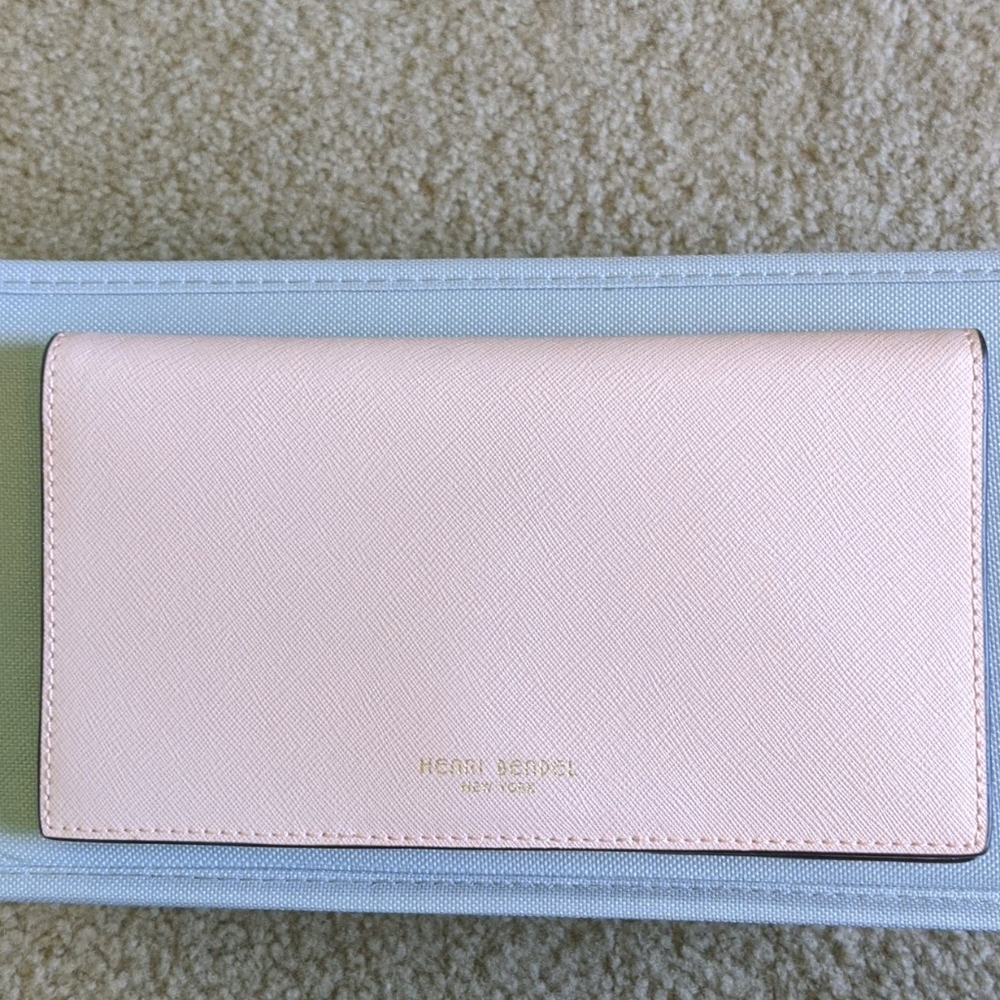 Henri Bendel travel wallet
